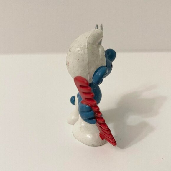 Vintage Smurfs Figure Barber Hair Stylist PEYO Comb Scissors PVC Toy - Picture 4 of 11